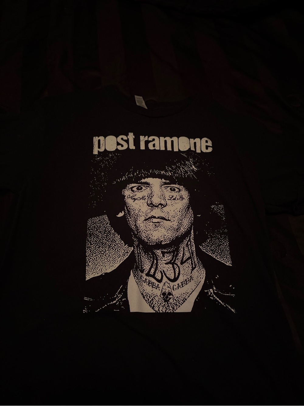 Gildan Black 'post ramone' Graphic Tee